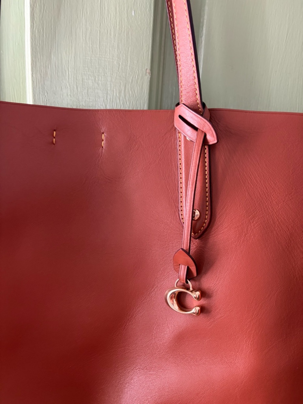 Coach Central Tote 39 - Picture 2 of 16